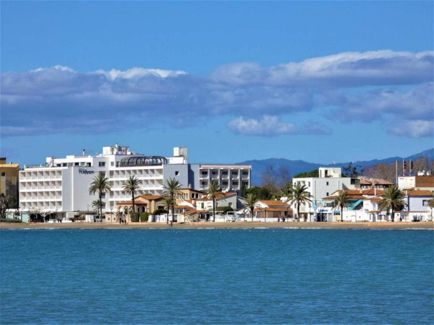 Apartamento Frente Al Mar Roses Exterior photo